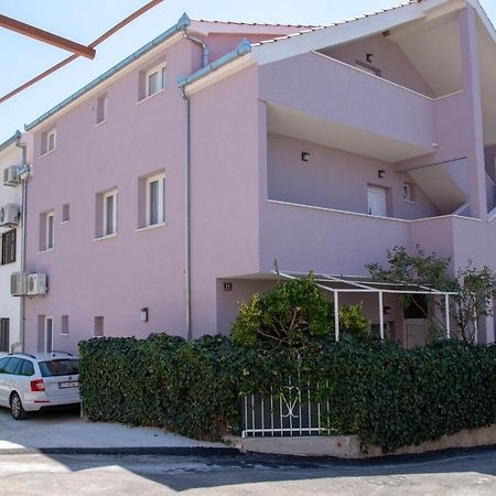 Apartment Ana Kaštela エクステリア 写真