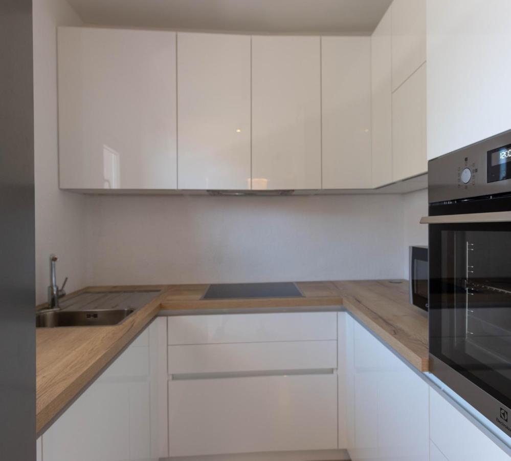 Apartment Ana Kaštela エクステリア 写真