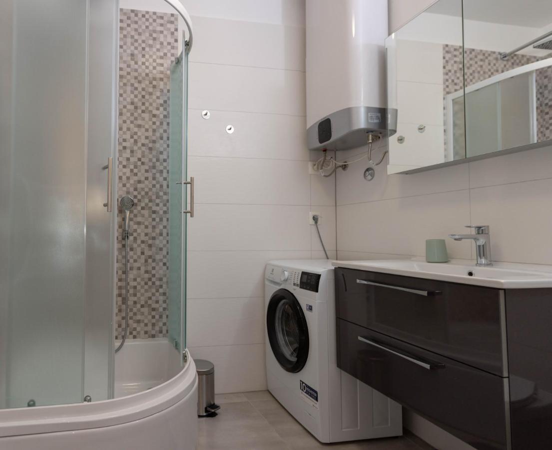 Apartment Ana Kaštela エクステリア 写真